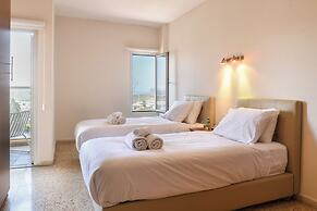 3BR SeaView Apt by the Beach by SeaNRent