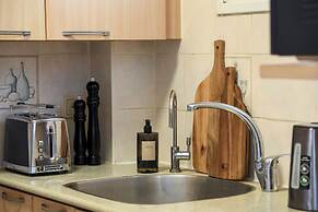 3BR SeaView Apt by the Beach by SeaNRent