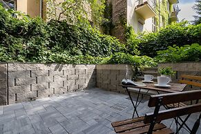 Studio Moniuszki Kraków by Renters