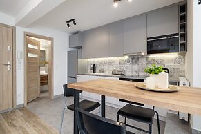 Studio Moniuszki Kraków by Renters