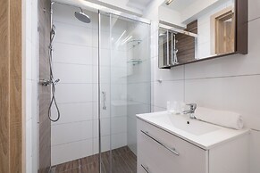 Studio Moniuszki Kraków by Renters