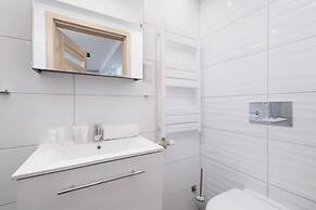 Studio Moniuszki Kraków by Renters
