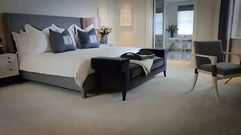 Beautiful 4-bed Flat in Mayfair