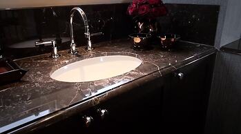 Beautiful 4-bed Flat in Mayfair