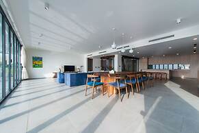 The Ocean Front Villa Nha Trang Abogo