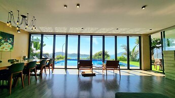 The Ocean Front Villa Nha Trang Abogo