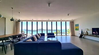 The Ocean Front Villa Nha Trang Abogo