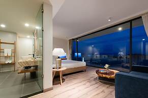 The Ocean Front Villa Nha Trang Abogo