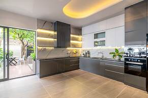 The Ocean Front Villa Nha Trang Abogo