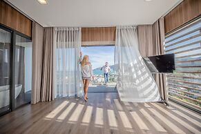 The Ocean Front Villa Nha Trang Abogo
