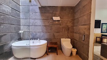 The Ocean Front Villa Nha Trang Abogo