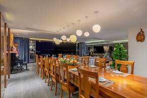 The Ocean Front Villa Nha Trang Abogo