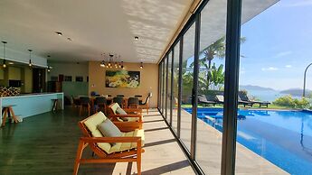 The Ocean Front Villa Nha Trang Abogo