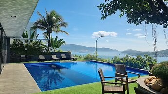The Ocean Front Villa Nha Trang Abogo