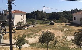 Beautiful 2 Bedroom Apartment in Skala Sleeps 5