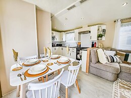Escape to Paradise at Pevensey Bay Holiday Park