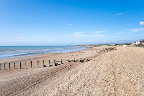 Escape to Paradise at Pevensey Bay Holiday Park