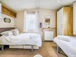 Escape to Paradise at Pevensey Bay Holiday Park