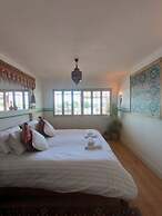 Ocean Front Beach House With Direct Beach Access