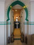 Ocean Front Beach House With Direct Beach Access