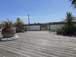 Ocean Front Beach House With Direct Beach Access
