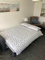 Blissful Bay Just a Stone s Throw Away