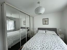 Blissful Bay Just a Stone s Throw Away