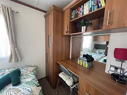 27 Tower View Pevensey Bay Holiday Park Beach