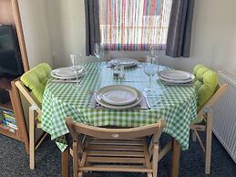 27 Tower View Pevensey Bay Holiday Park Beach