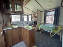 27 Tower View Pevensey Bay Holiday Park Beach