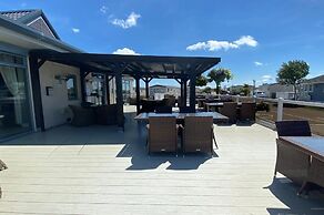 27 Tower View Pevensey Bay Holiday Park Beach