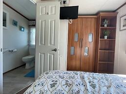 27 Tower View Pevensey Bay Holiday Park Beach