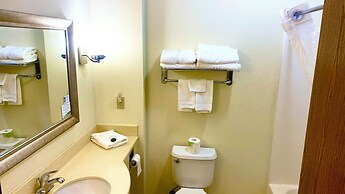 Park View Inn & Suites Hoisington
