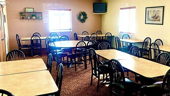 Park View Inn & Suites Hoisington