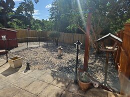 2-bed House Bungalow in Bristol