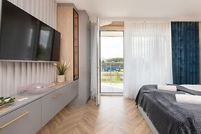 Studios Starowiejska 93 by Renters