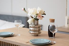 Studios Starowiejska 93 by Renters