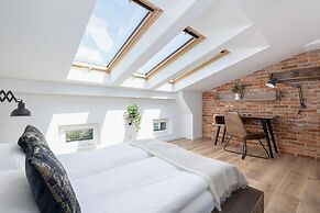 Wawel Castle Studio Dietla by Renters