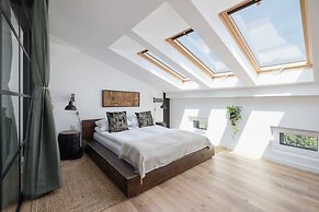 Wawel Castle Studio Dietla by Renters