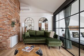 Wawel Castle Studio Dietla by Renters