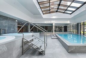 Green Port Apartament by Renters