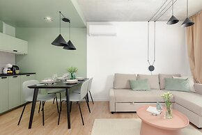 Green Port Apartament by Renters