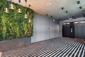 Green Port Apartament by Renters