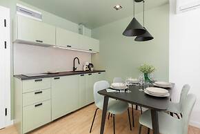 Green Port Apartament by Renters