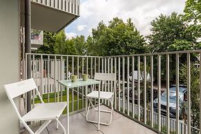 Green Port Apartament by Renters