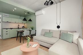 Green Port Apartament by Renters