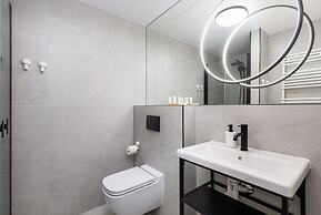 Green Port Apartament by Renters