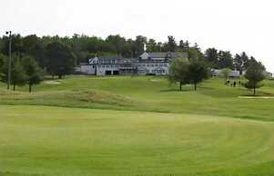 Elegant Suite with Jacuzzi