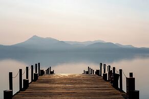 Isla Victoria - Folk Camp