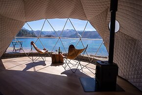 Isla Victoria - Folk Camp